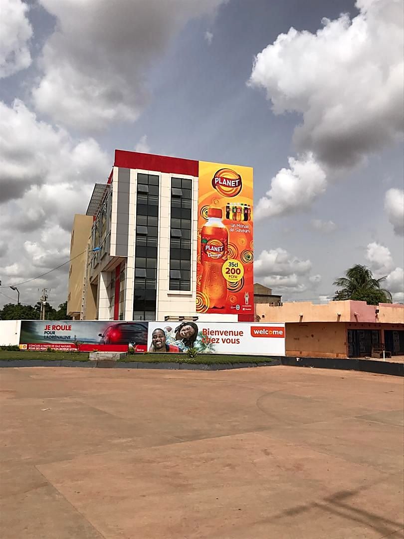 Advertising & Billboards