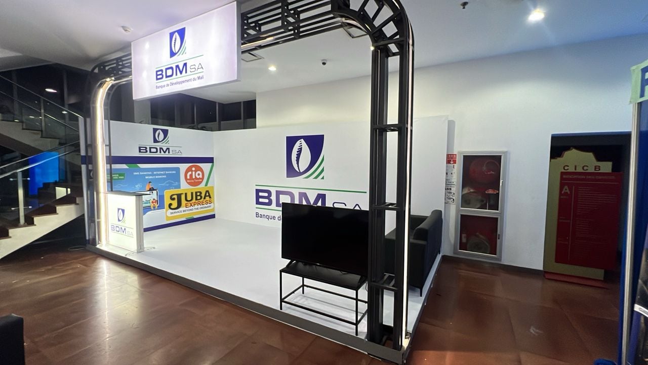Signage, retail, and event production from Bamako